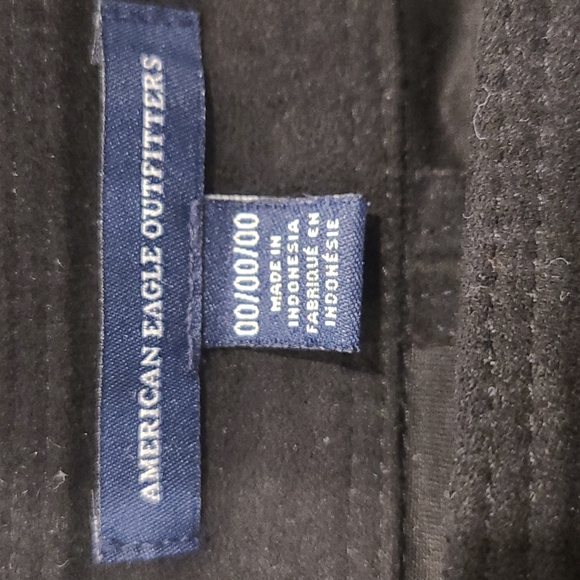 American Eagle Black Faux Suede button up scalloped Mini Skirt - Picture 4 of 6